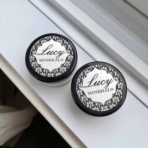 2x Lucy Minerals Translucent Finishing Powder, Lucy Light Formula | talc-free - Picture 2 of 4